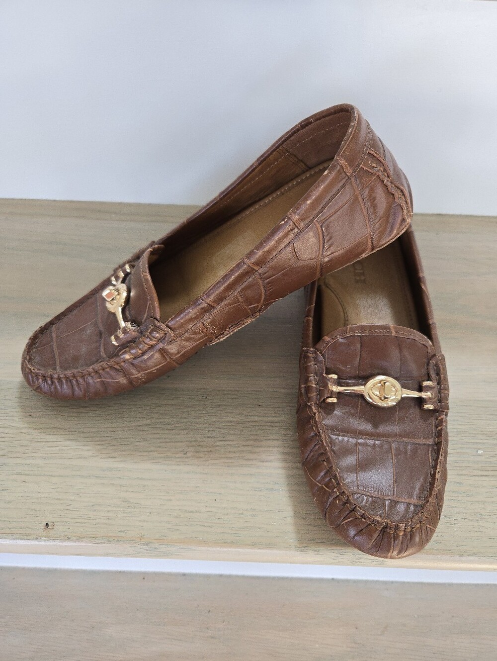 Coach Arlene Croc Embossed Driving Loafers Brown Quiet Lucury Size 7.5